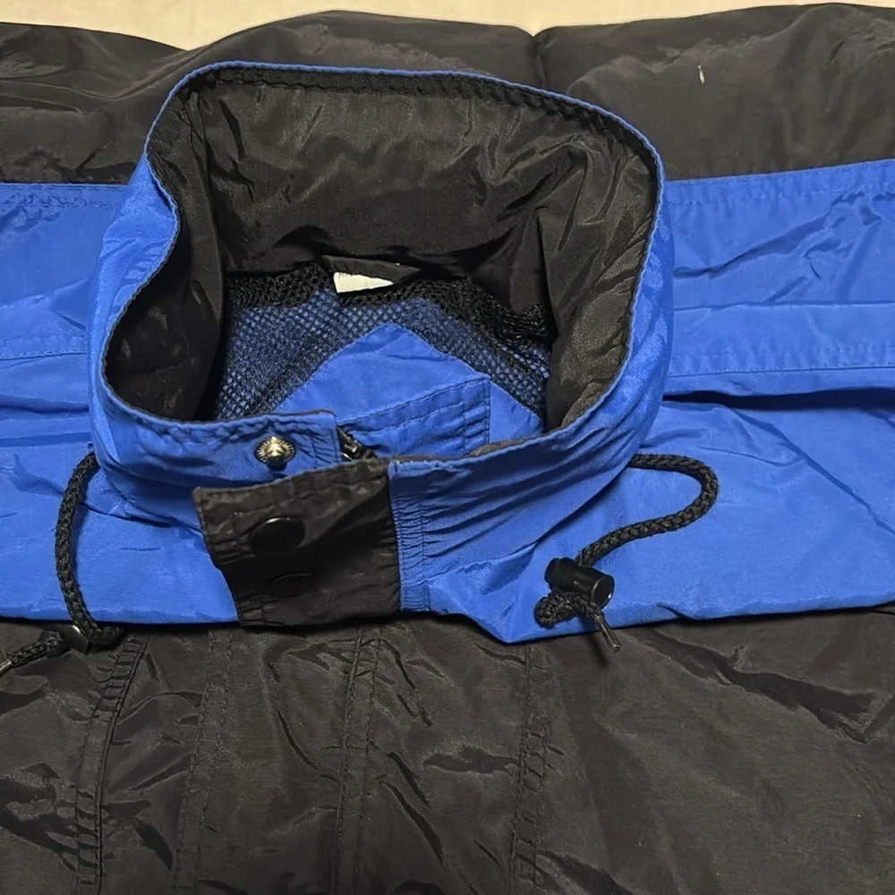 Vintage Turning Point Men's Blue and Black Windbreaker Jacket